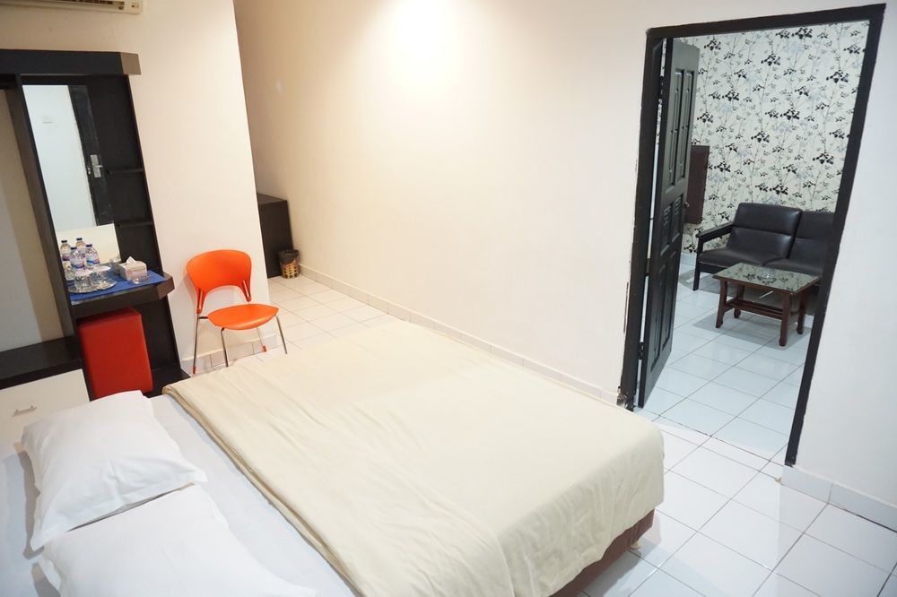 Hotel Mangga Dua 马卡萨 外观 照片