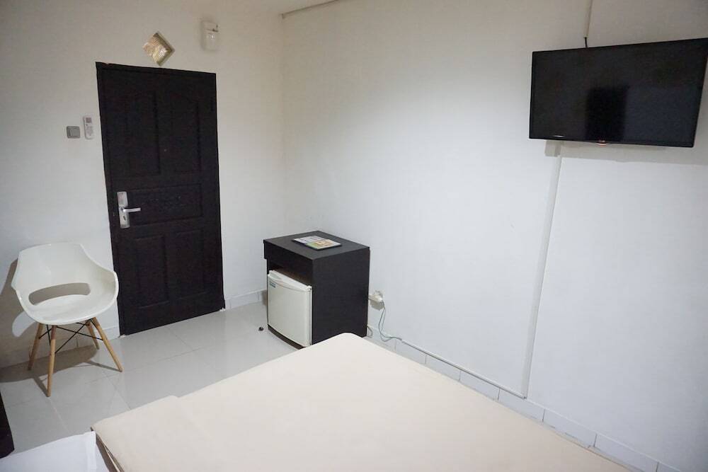 Hotel Mangga Dua 马卡萨 外观 照片